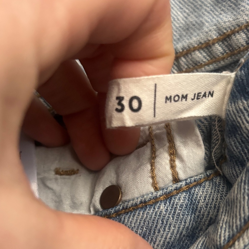 PacSun Mom Jeans  Distressed Light Blue Women's SZ 30 - Picture 5 of 6